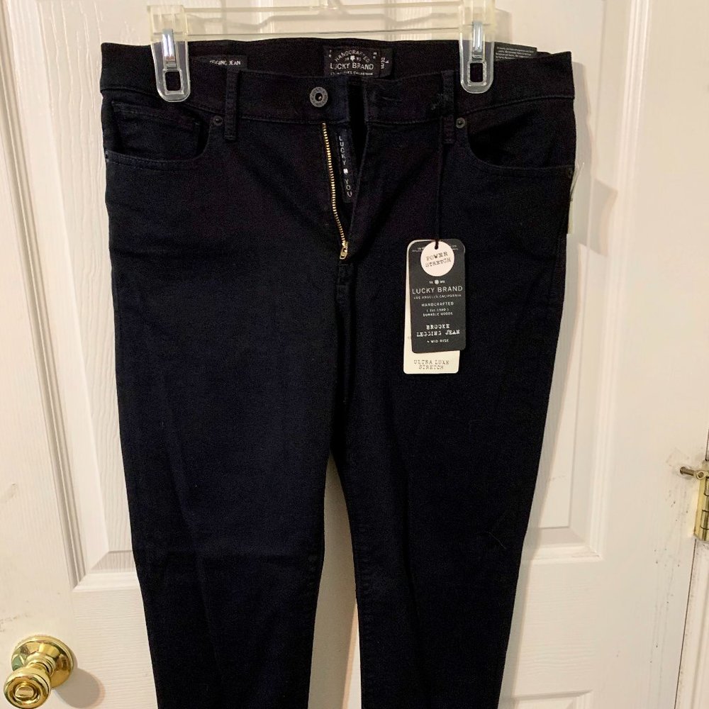 NWT Lucky Brand Skinny Jeans